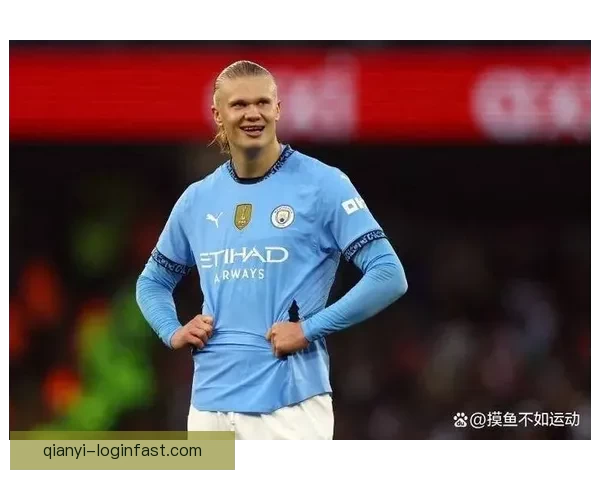 哈兰德久违戴帽手捧比赛用球晒照：这是个不错的周六